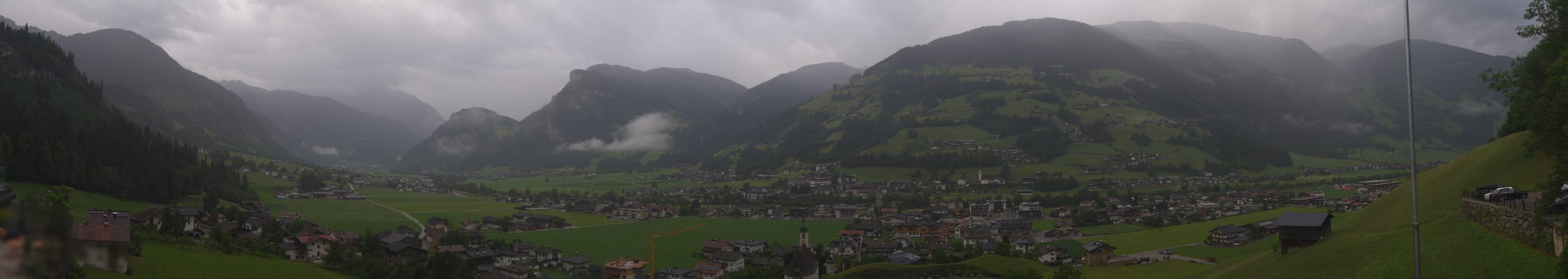 Archiv Foto Webcam Blick von Bichl auf Mayrhofen