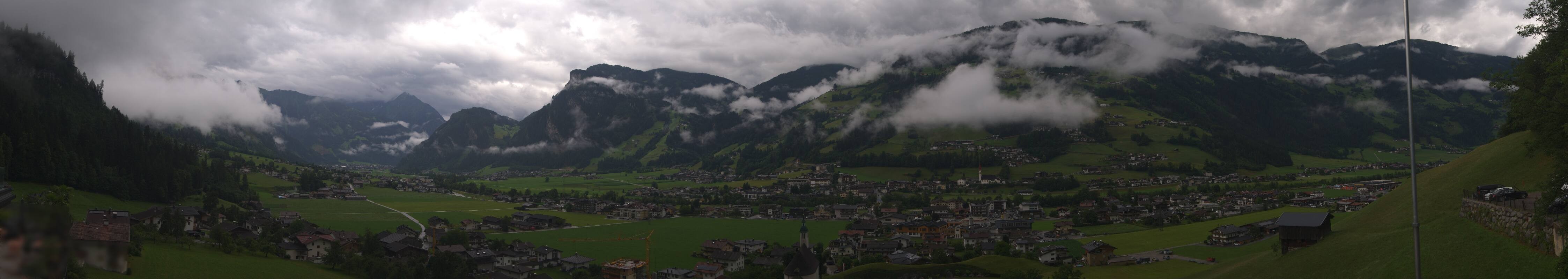 Archiv Foto Webcam Blick von Bichl auf Mayrhofen
