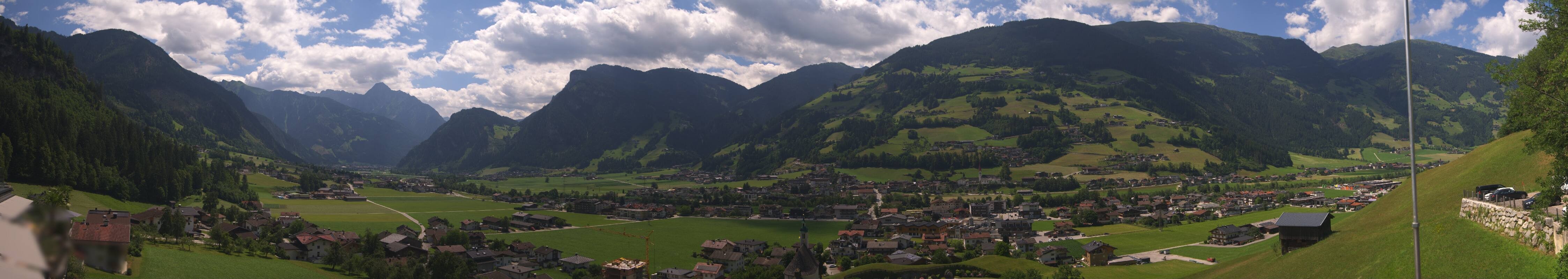 Archiv Foto Webcam Blick von Bichl auf Mayrhofen