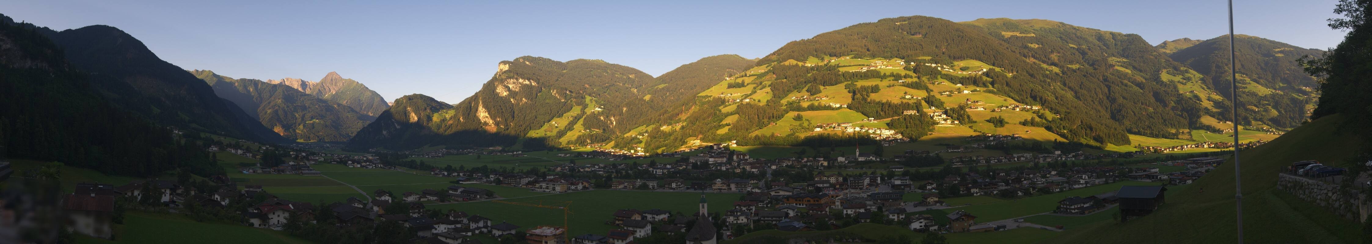 Archiv Foto Webcam Blick von Bichl auf Mayrhofen