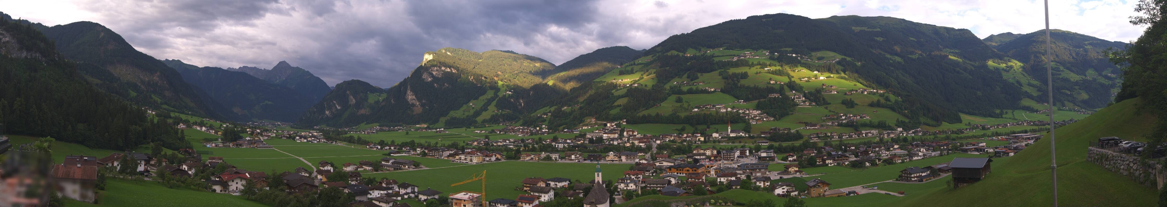 Archiv Foto Webcam Blick von Bichl auf Mayrhofen