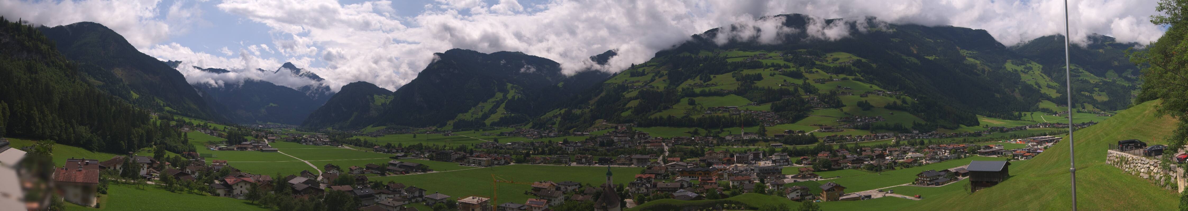 Archiv Foto Webcam Blick von Bichl auf Mayrhofen