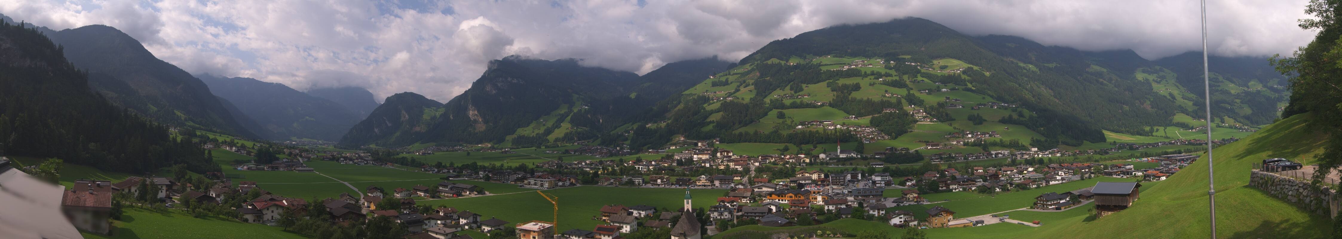 Archiv Foto Webcam Blick von Bichl auf Mayrhofen