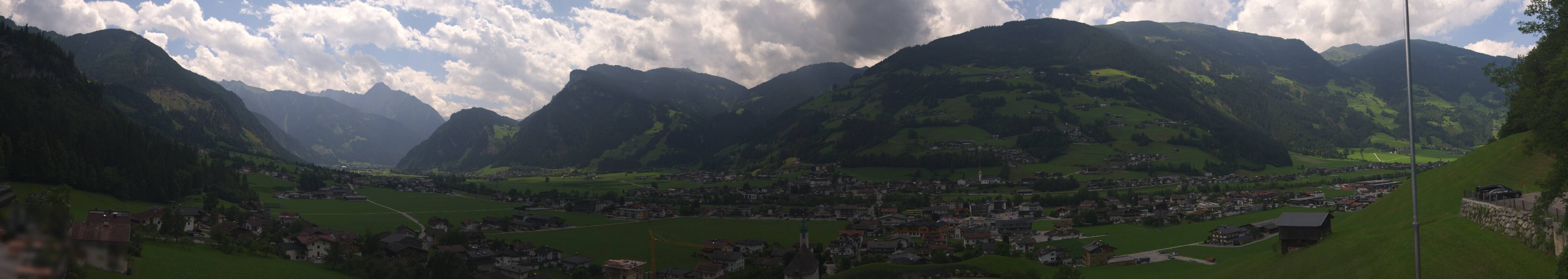 Archiv Foto Webcam Blick von Bichl auf Mayrhofen