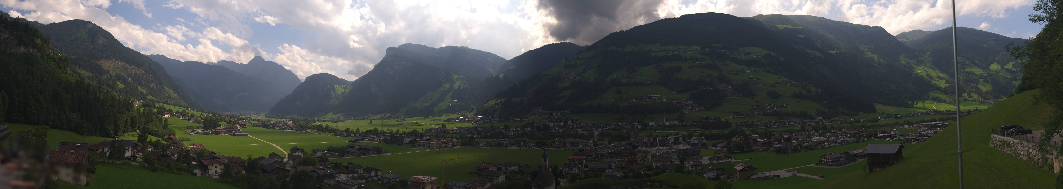 Archiv Foto Webcam Blick von Bichl auf Mayrhofen