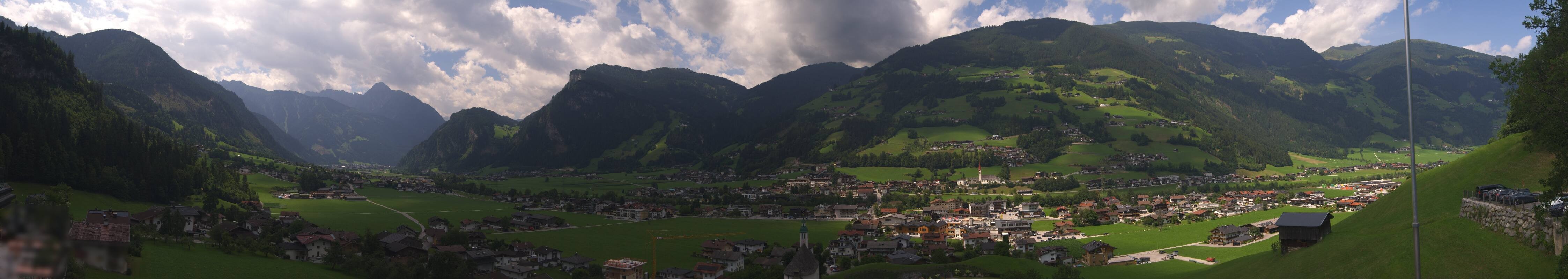 Archiv Foto Webcam Blick von Bichl auf Mayrhofen