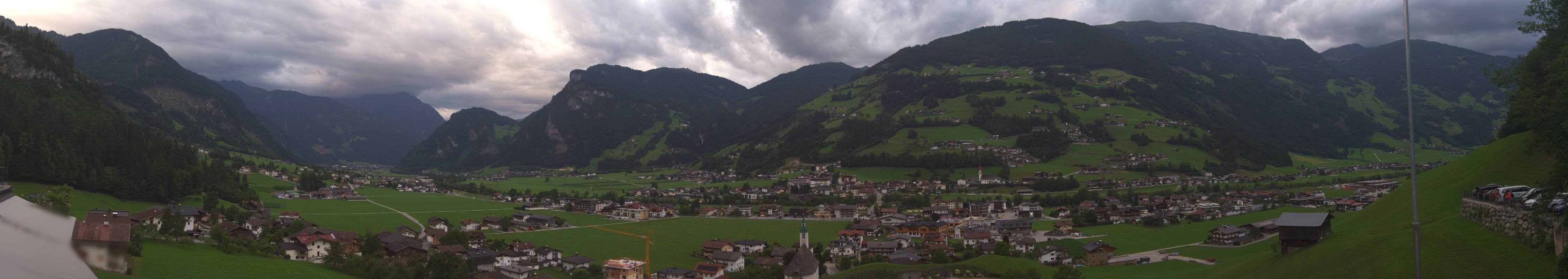Archiv Foto Webcam Blick von Bichl auf Mayrhofen
