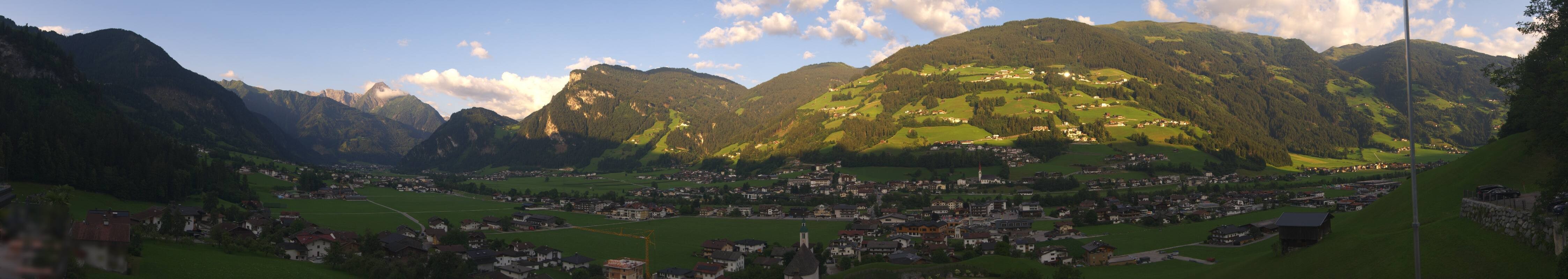 Archiv Foto Webcam Blick von Bichl auf Mayrhofen