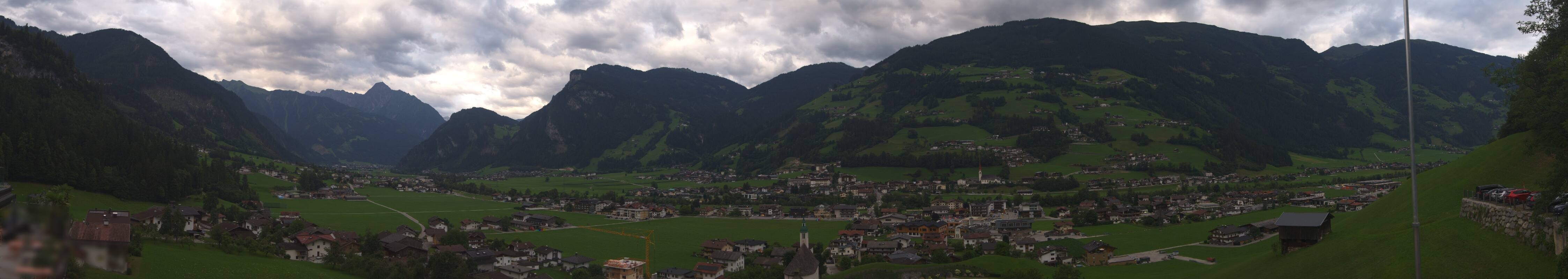 Archiv Foto Webcam Blick von Bichl auf Mayrhofen