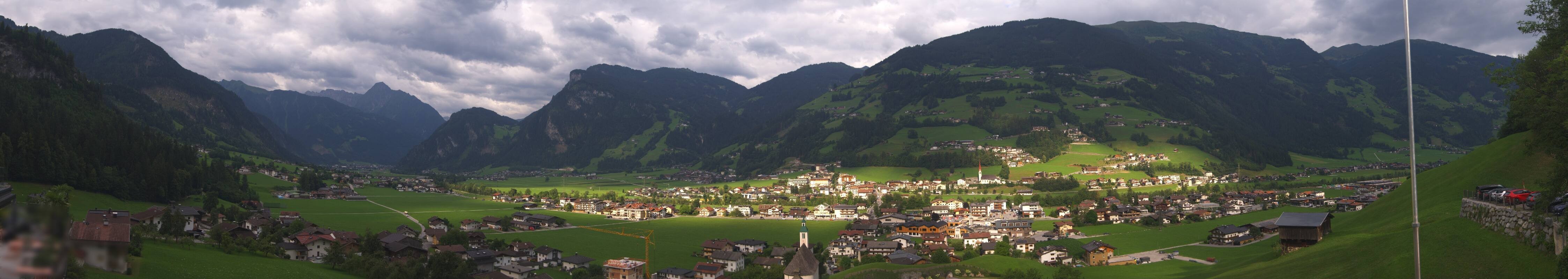 Archiv Foto Webcam Blick von Bichl auf Mayrhofen