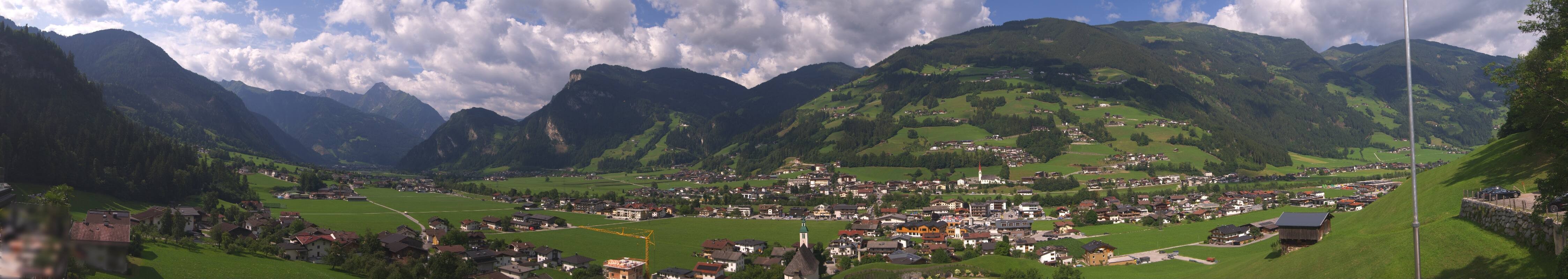 Archiv Foto Webcam Blick von Bichl auf Mayrhofen