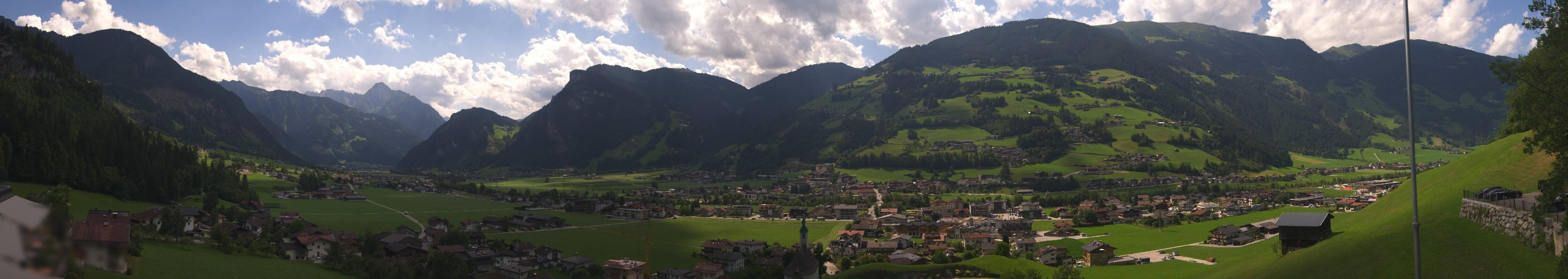 Archiv Foto Webcam Blick von Bichl auf Mayrhofen