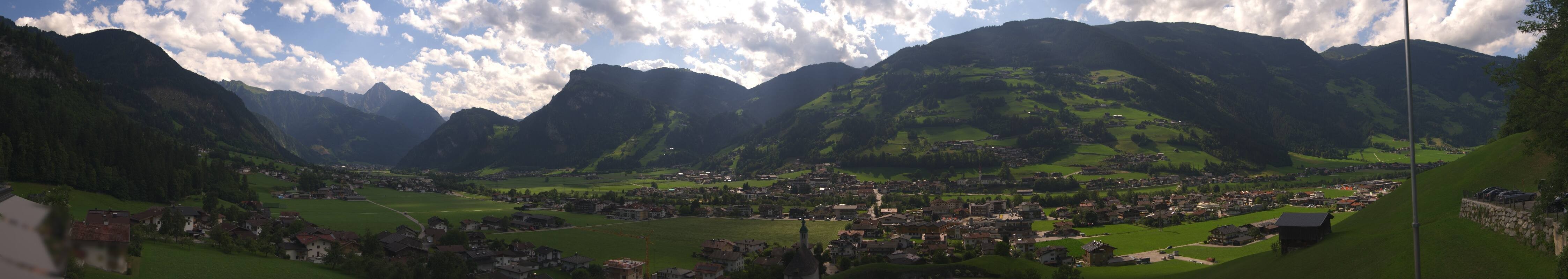 Archiv Foto Webcam Blick von Bichl auf Mayrhofen