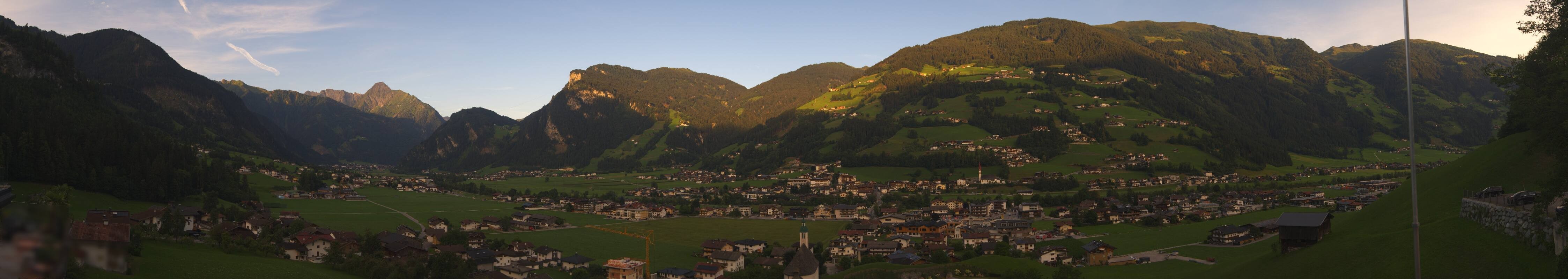 Archiv Foto Webcam Blick von Bichl auf Mayrhofen