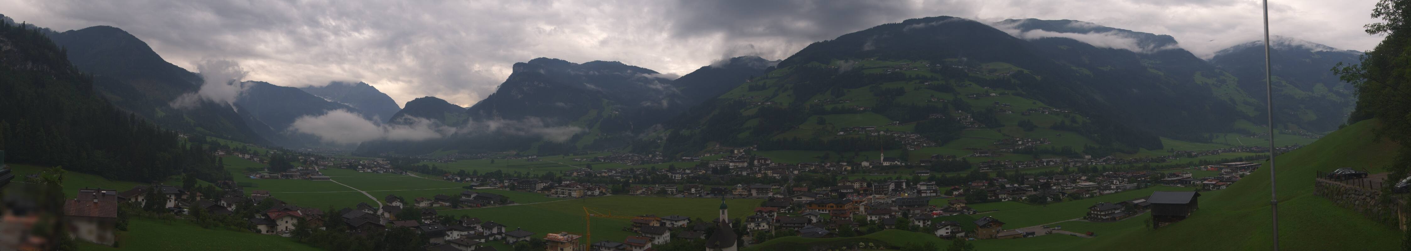 Archiv Foto Webcam Blick von Bichl auf Mayrhofen