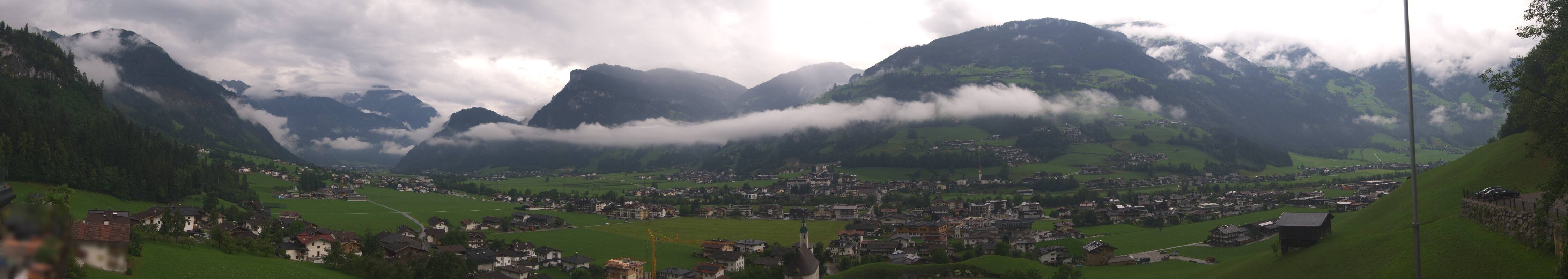 Archiv Foto Webcam Blick von Bichl auf Mayrhofen