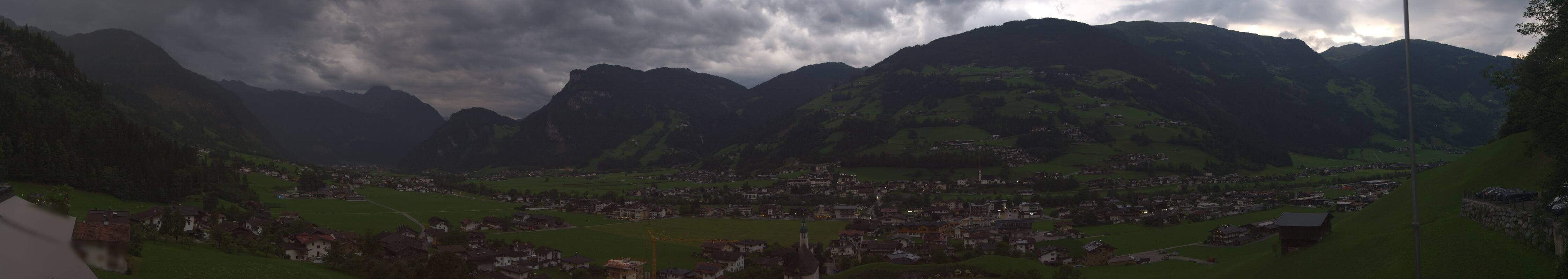 Archiv Foto Webcam Blick von Bichl auf Mayrhofen
