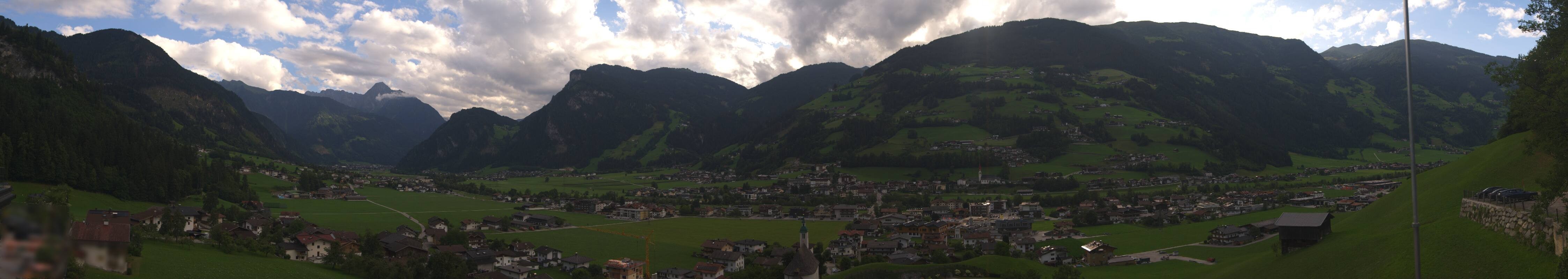 Archiv Foto Webcam Blick von Bichl auf Mayrhofen