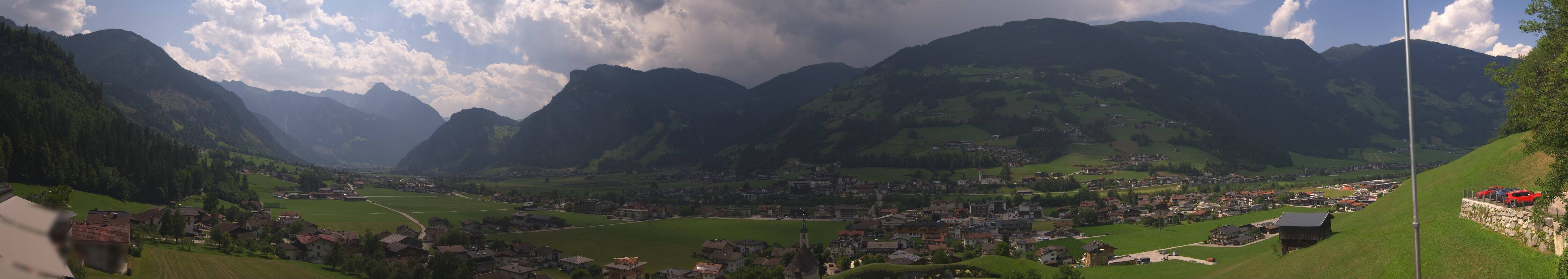 Archiv Foto Webcam Blick von Bichl auf Mayrhofen