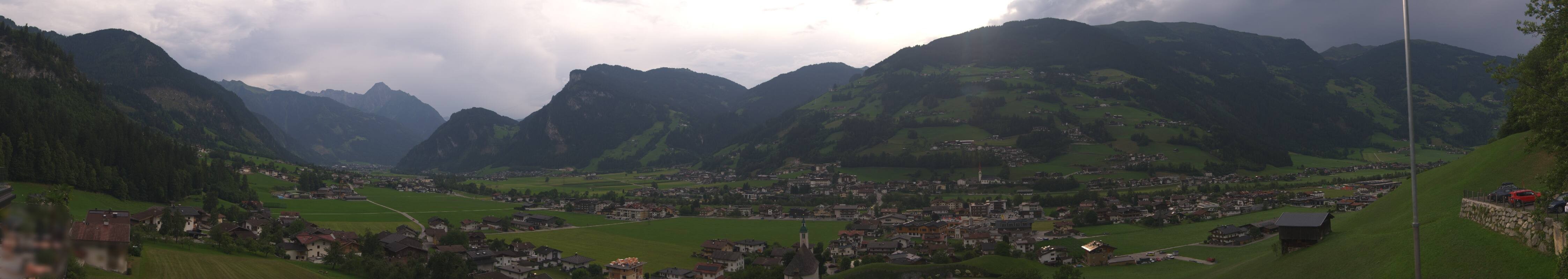 Archiv Foto Webcam Blick von Bichl auf Mayrhofen