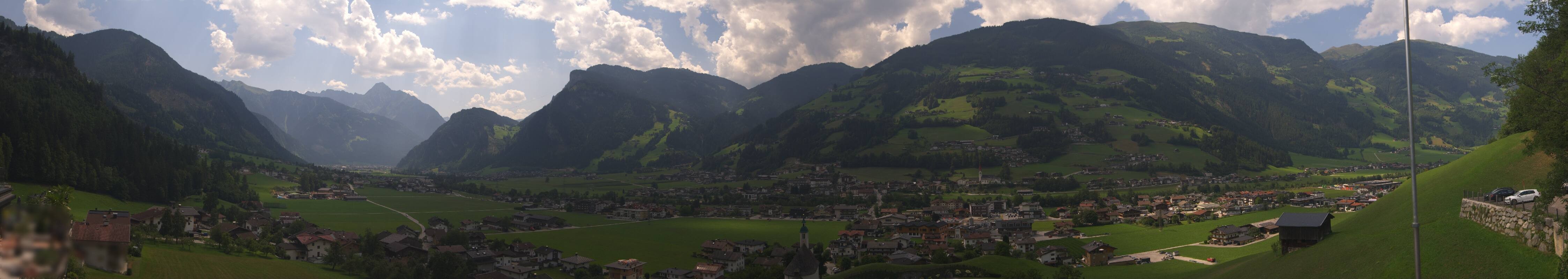 Archiv Foto Webcam Blick von Bichl auf Mayrhofen