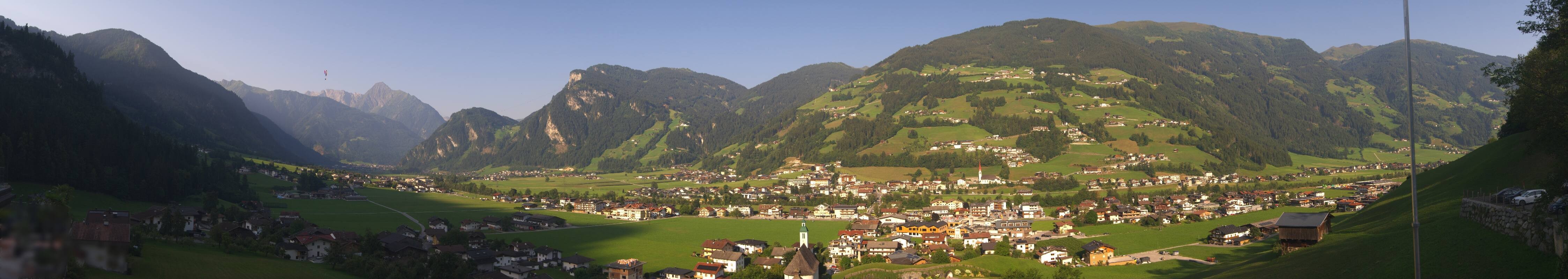 Archiv Foto Webcam Blick von Bichl auf Mayrhofen