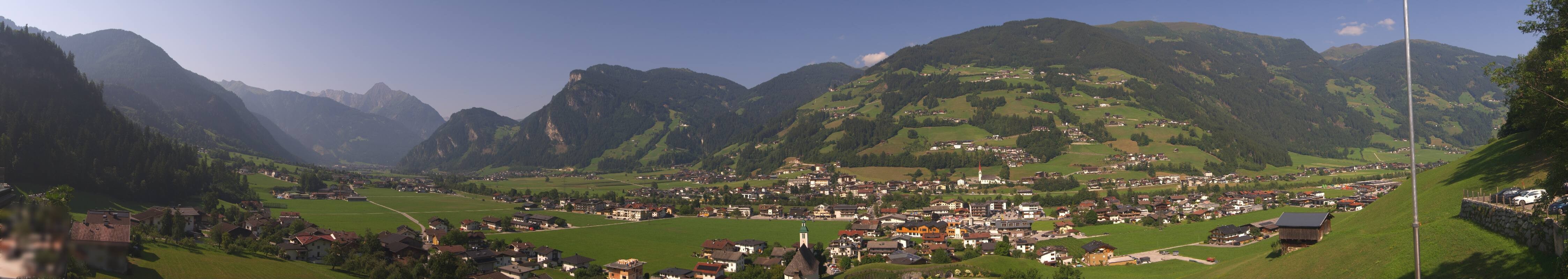 Archiv Foto Webcam Blick von Bichl auf Mayrhofen