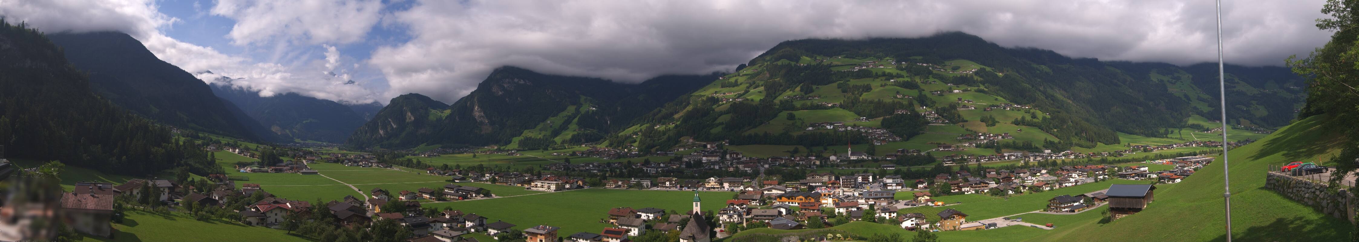 Archiv Foto Webcam Blick von Bichl auf Mayrhofen