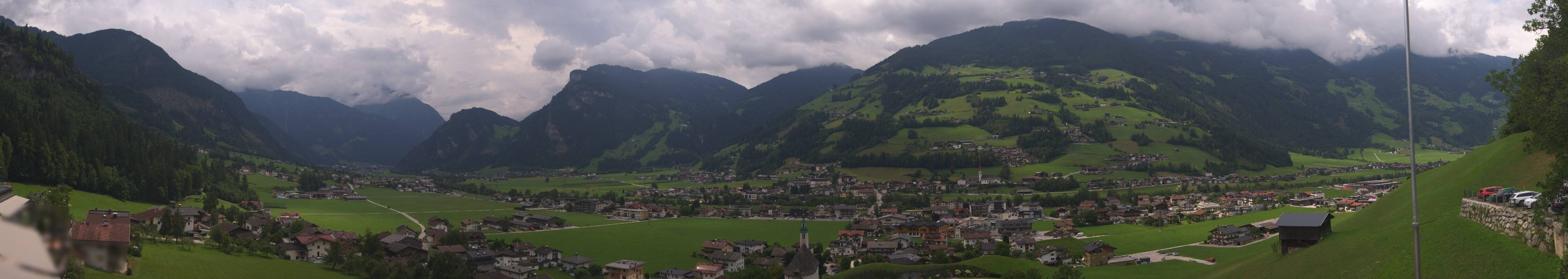 Archiv Foto Webcam Blick von Bichl auf Mayrhofen