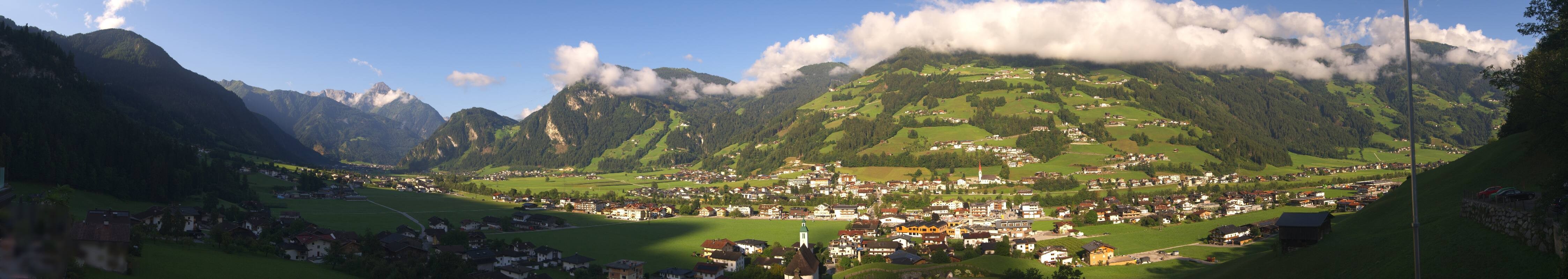 Archiv Foto Webcam Blick von Bichl auf Mayrhofen