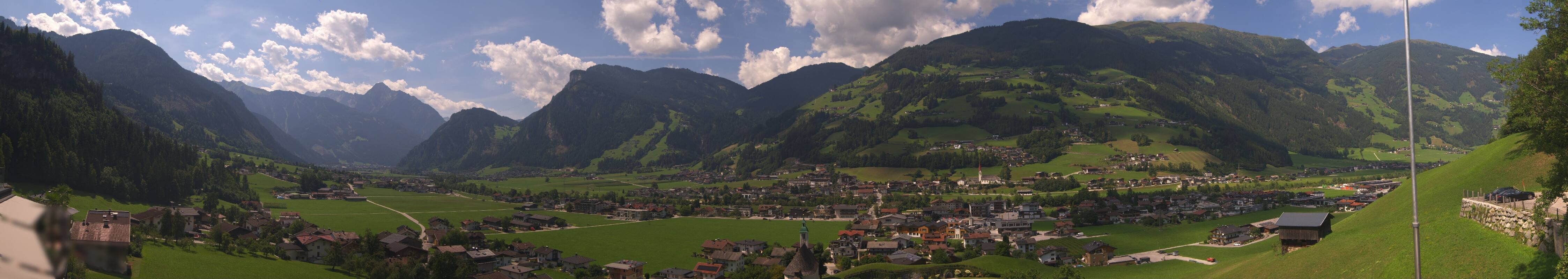 Archiv Foto Webcam Blick von Bichl auf Mayrhofen