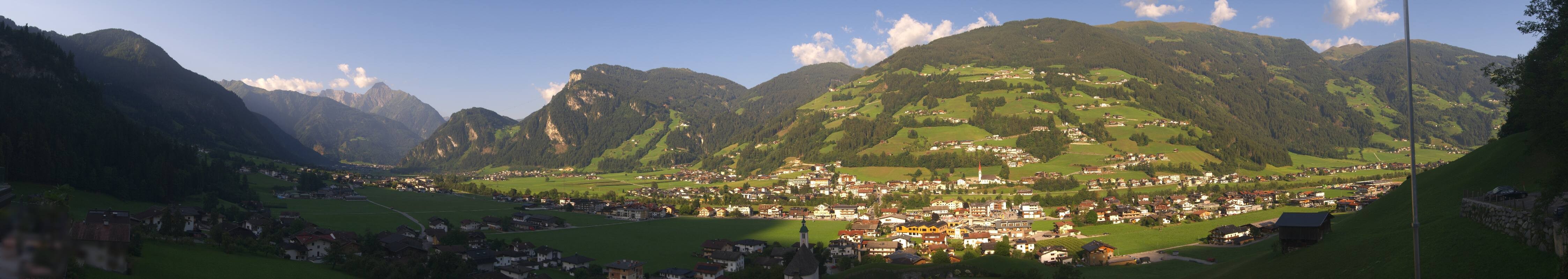 Archiv Foto Webcam Blick von Bichl auf Mayrhofen