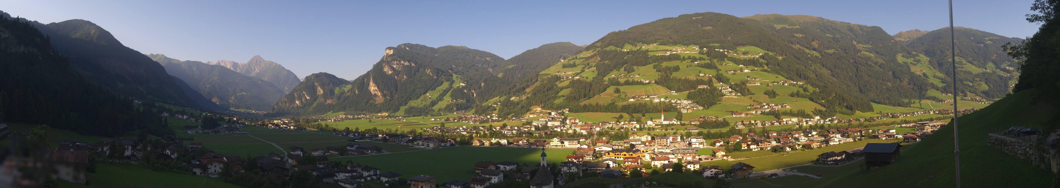 Archiv Foto Webcam Blick von Bichl auf Mayrhofen