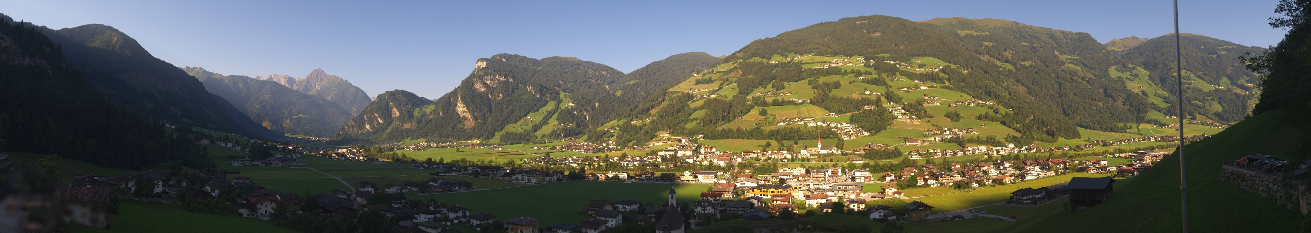 Archiv Foto Webcam Blick von Bichl auf Mayrhofen