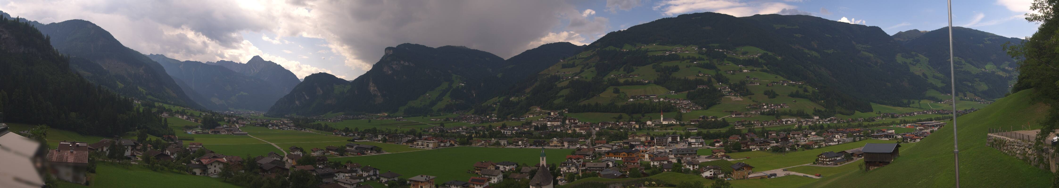 Archiv Foto Webcam Blick von Bichl auf Mayrhofen
