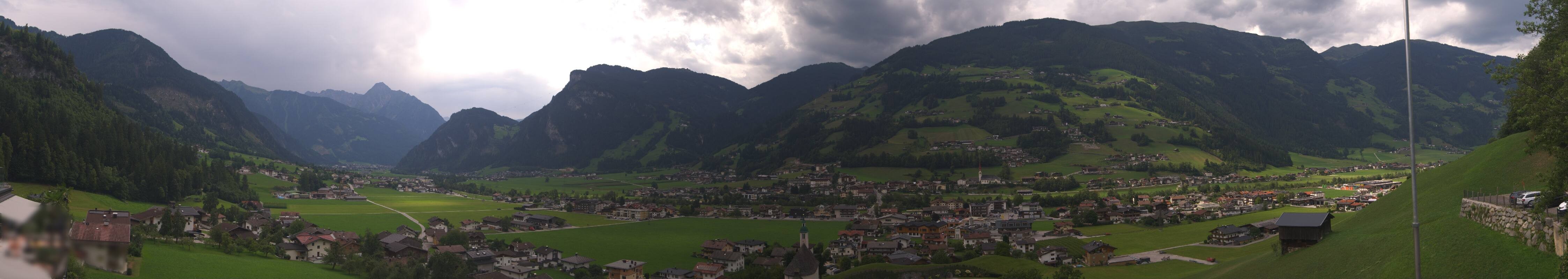 Archiv Foto Webcam Blick von Bichl auf Mayrhofen