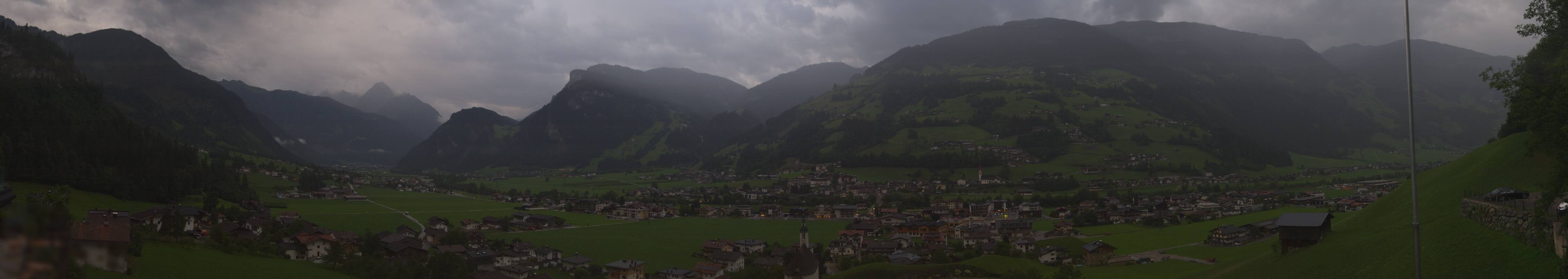 Archiv Foto Webcam Blick von Bichl auf Mayrhofen