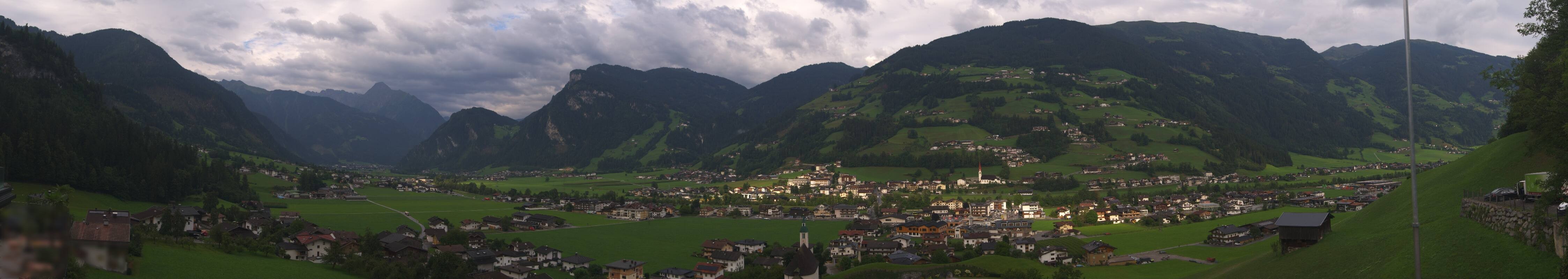 Archiv Foto Webcam Blick von Bichl auf Mayrhofen