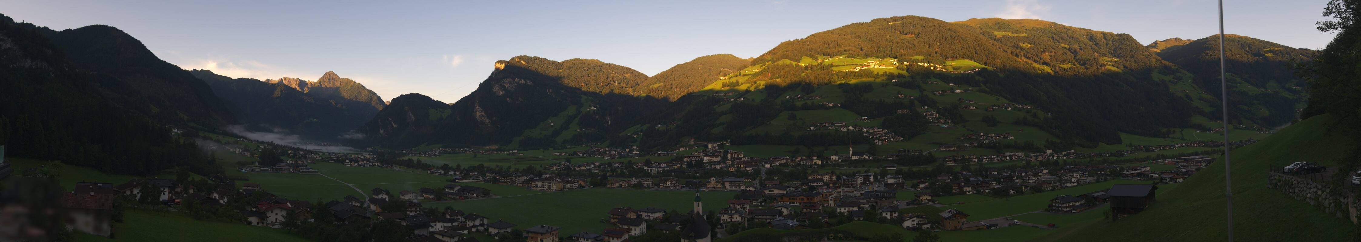 Archiv Foto Webcam Blick von Bichl auf Mayrhofen