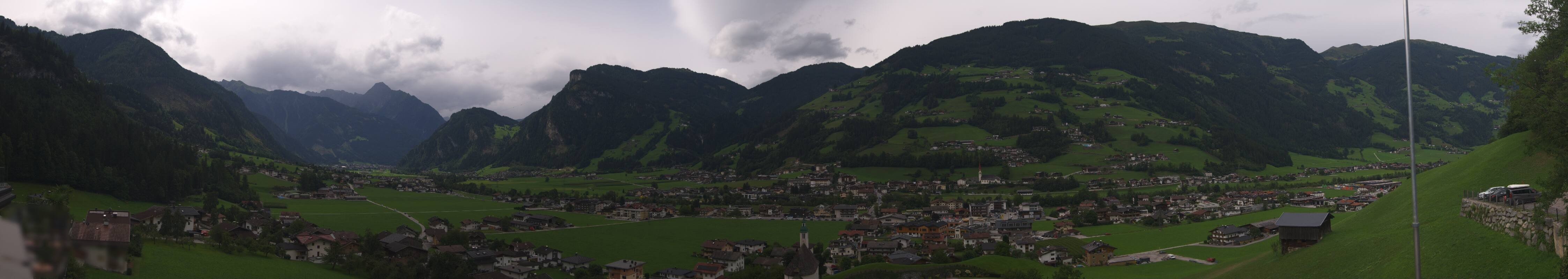 Archiv Foto Webcam Blick von Bichl auf Mayrhofen