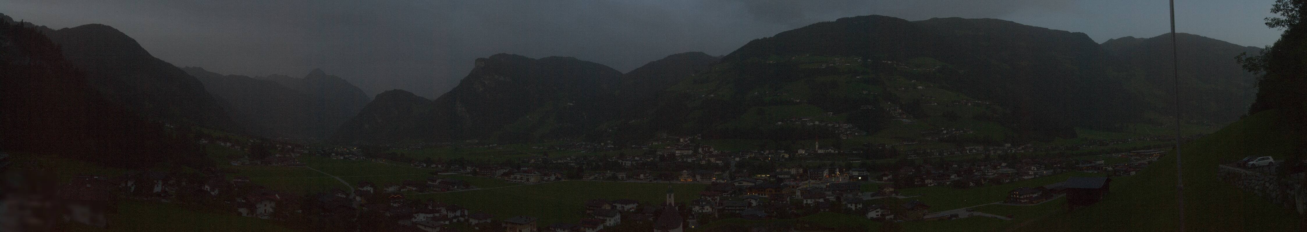 Archiv Foto Webcam Blick von Bichl auf Mayrhofen