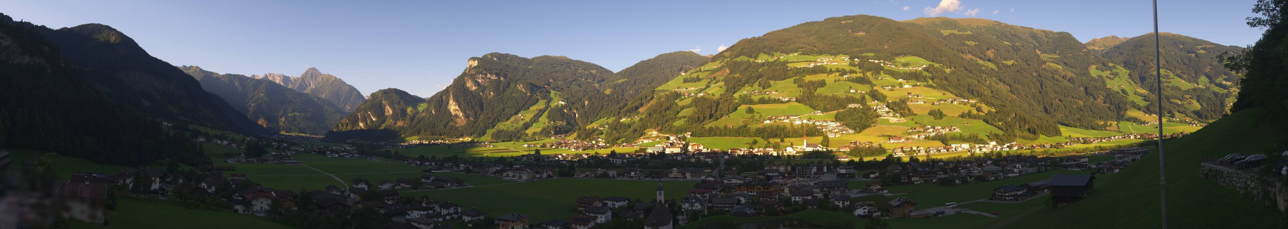 Archiv Foto Webcam Blick von Bichl auf Mayrhofen