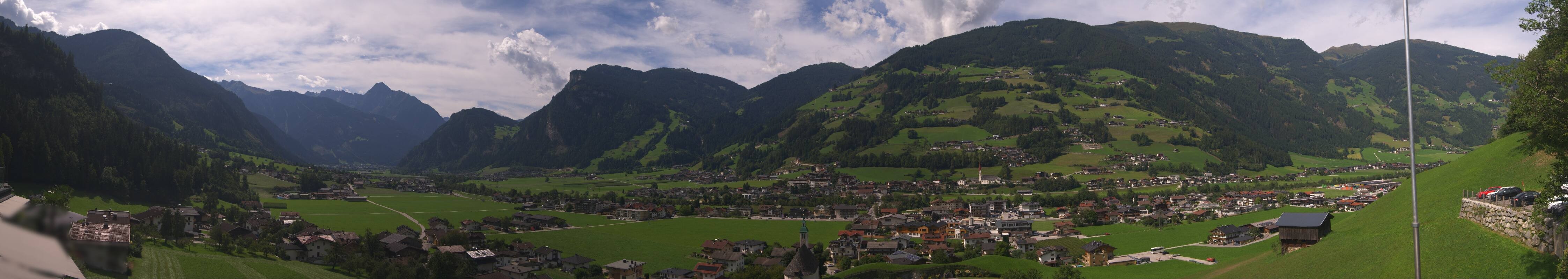 Archiv Foto Webcam Blick von Bichl auf Mayrhofen
