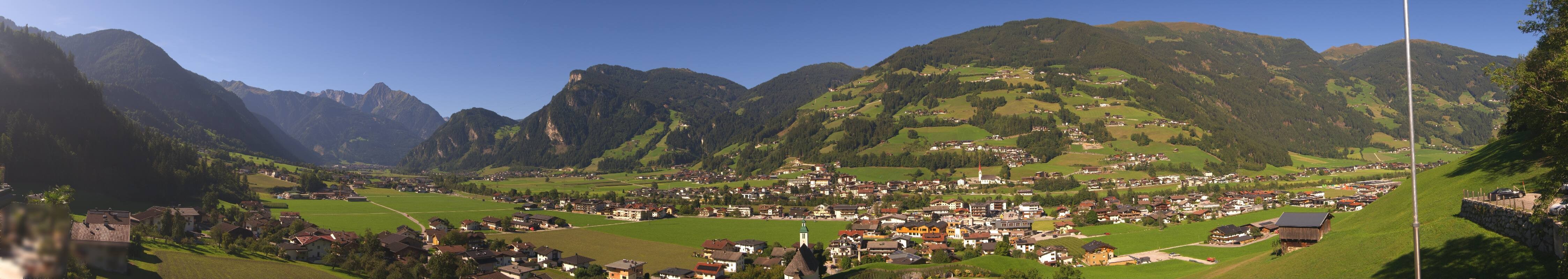 Archiv Foto Webcam Blick von Bichl auf Mayrhofen