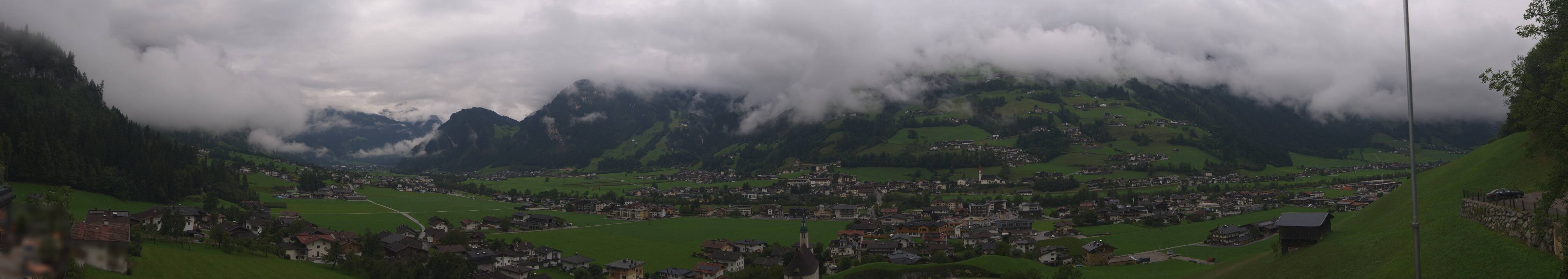 Archived image Webcam Panoramic View Mayrhofen