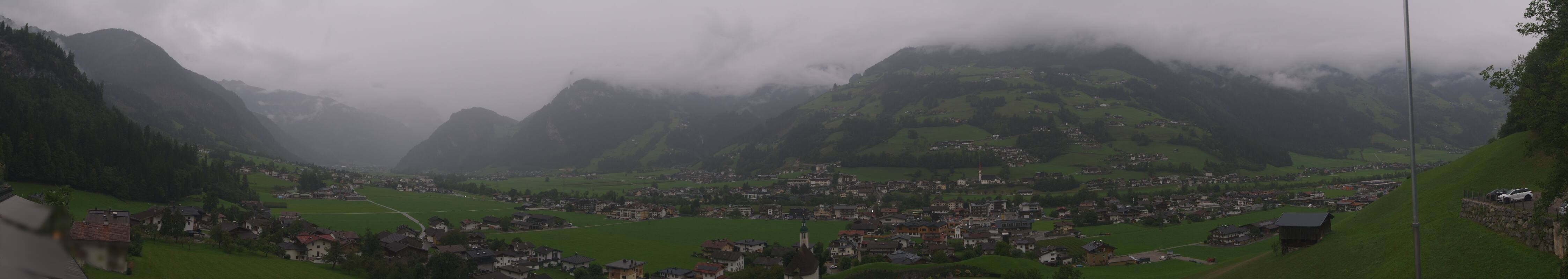 Archiv Foto Webcam Blick von Bichl auf Mayrhofen