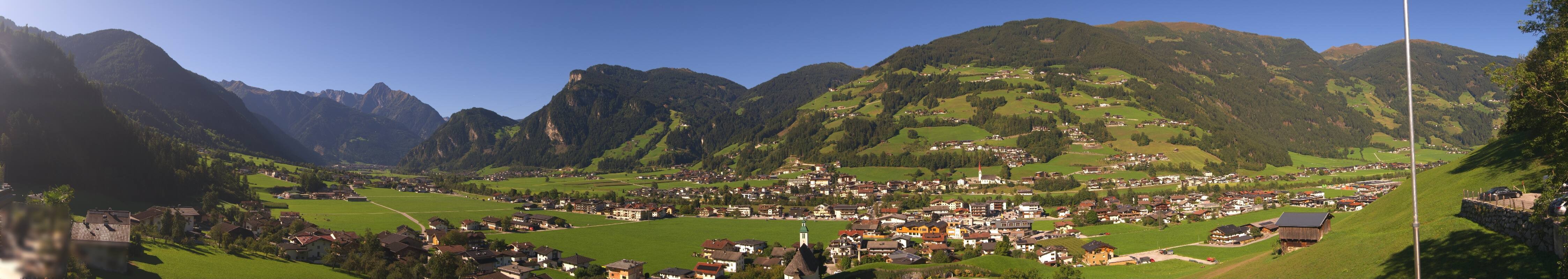 Archiv Foto Webcam Blick von Bichl auf Mayrhofen