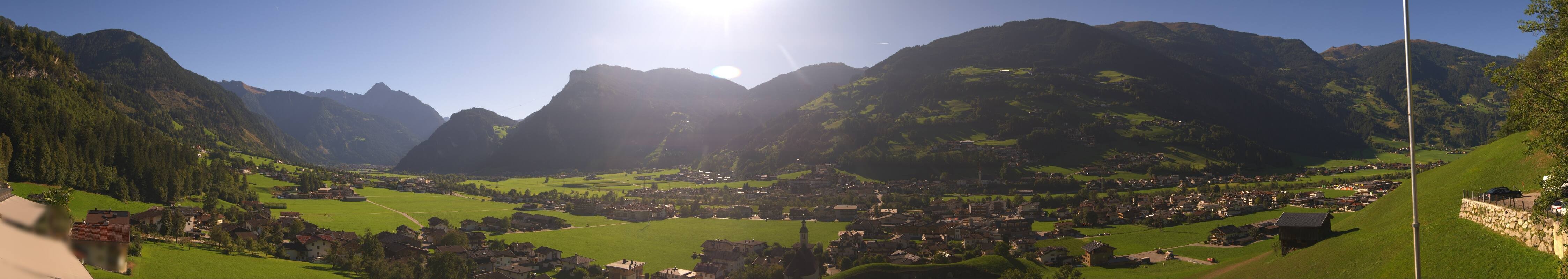 Archiv Foto Webcam Blick von Bichl auf Mayrhofen