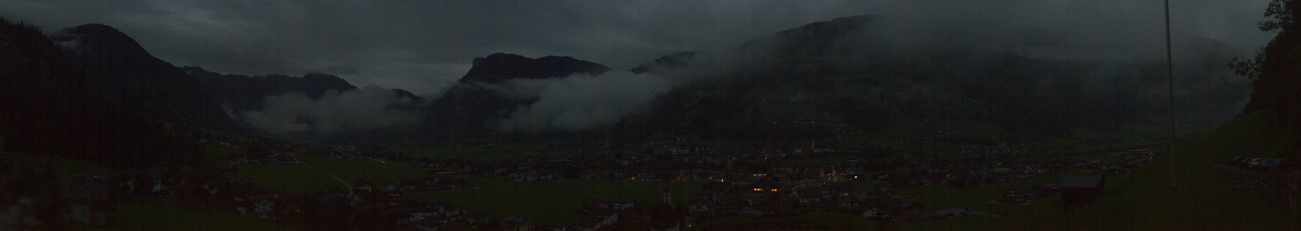 Archived image Webcam Panoramic View Mayrhofen