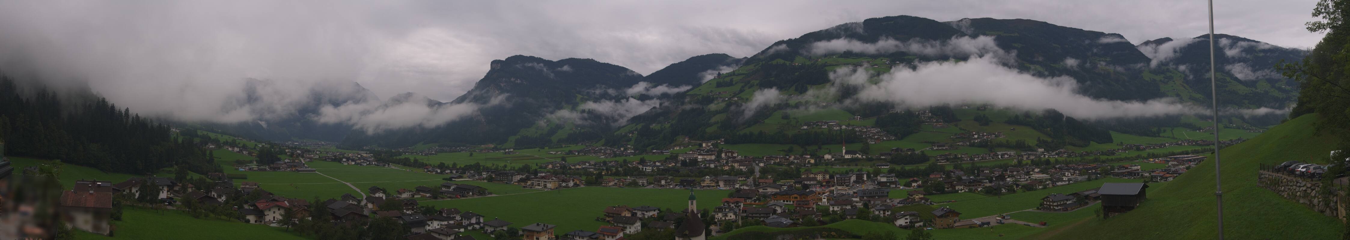Archived image Webcam Panoramic View Mayrhofen